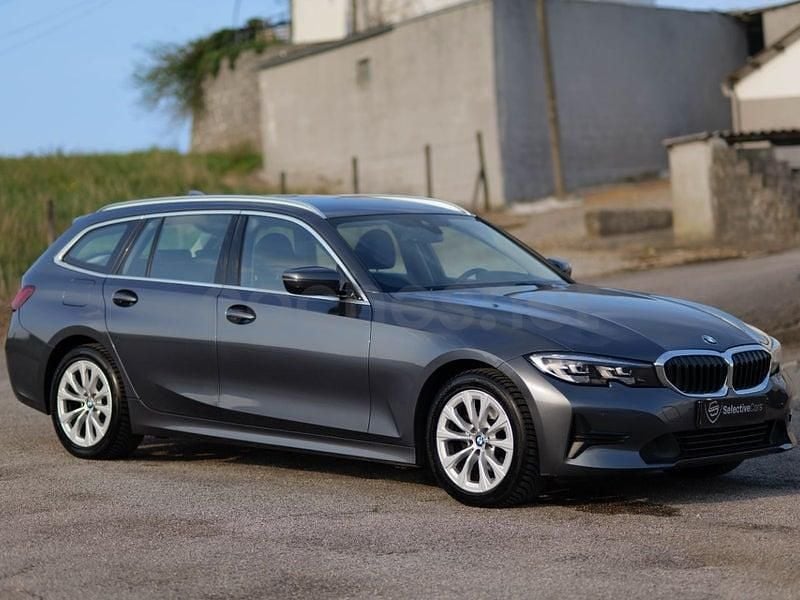 Usado BMW 318 Comfort Edition 150 CV (110 kW) 2021 Gris / plata Familiar