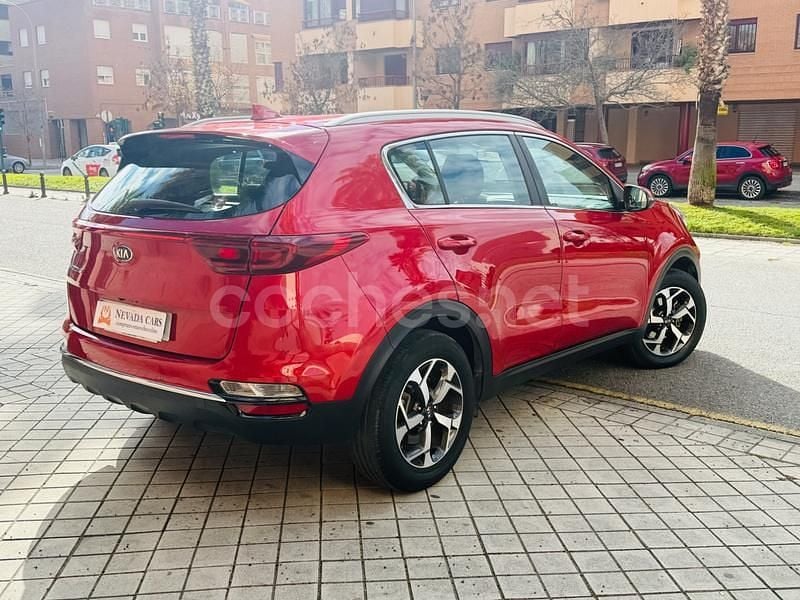 Usado Kia Sportage 136 CV (100 kW) 2020 Rojo SUV