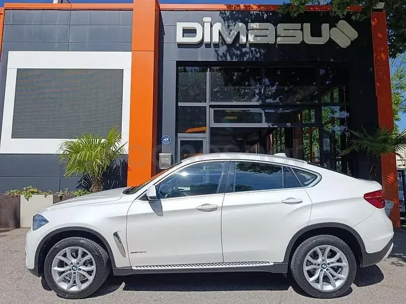 Usado BMW X6 258 CV (189 kW) 2019 Blanco SUV