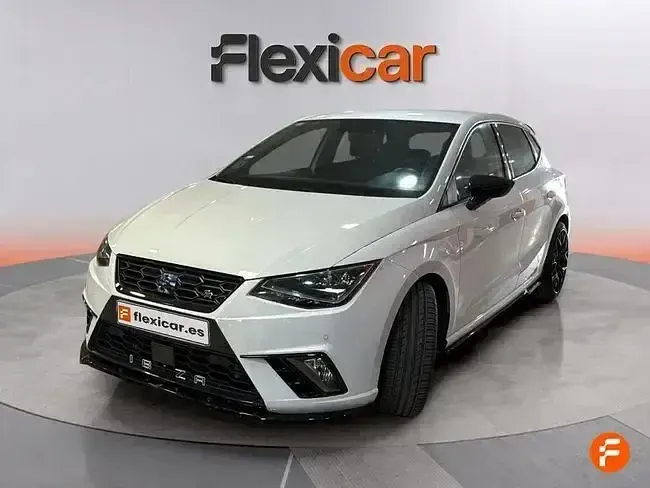 Usado Seat Ibiza FR 110 CV (80 kW) 2020 Blanco Utilitario
