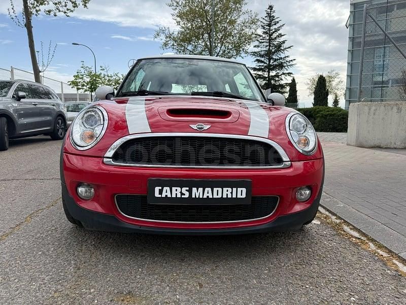 Käytetty Mini Cooper S 184 HP (135 kW) 2010 Punainen Viistoperä