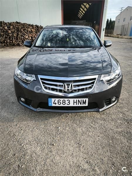 Usado Honda Accord Luxury 150 CV (110 kW) 2013 Gris / plata Berlina