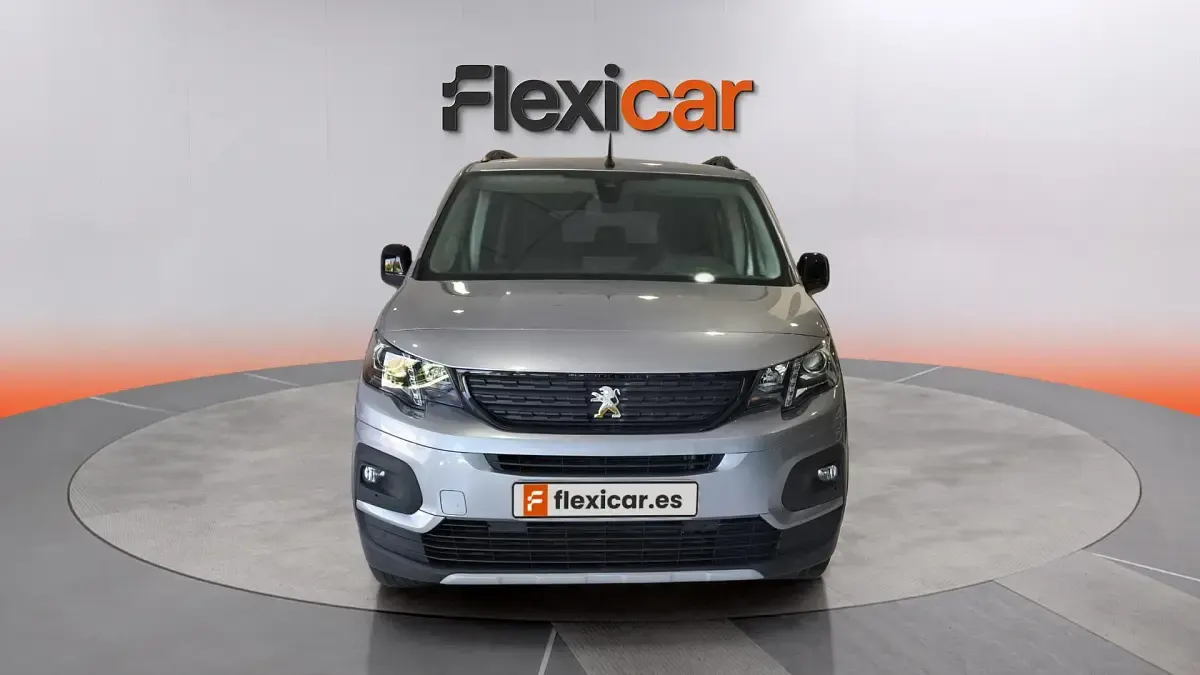 Usado Peugeot Rifter GT 101 CV (74 kW) 2023 Gris Monovolumen