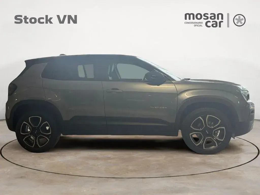 Nuevo Jeep Avenger EV Summit 114 kW (156 CV) 2025 Gris stone + techo negro SUV