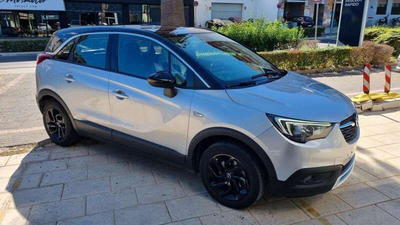 Usado Opel Crossland X Innovation 131 CV (96 kW) 2019 Gris SUV