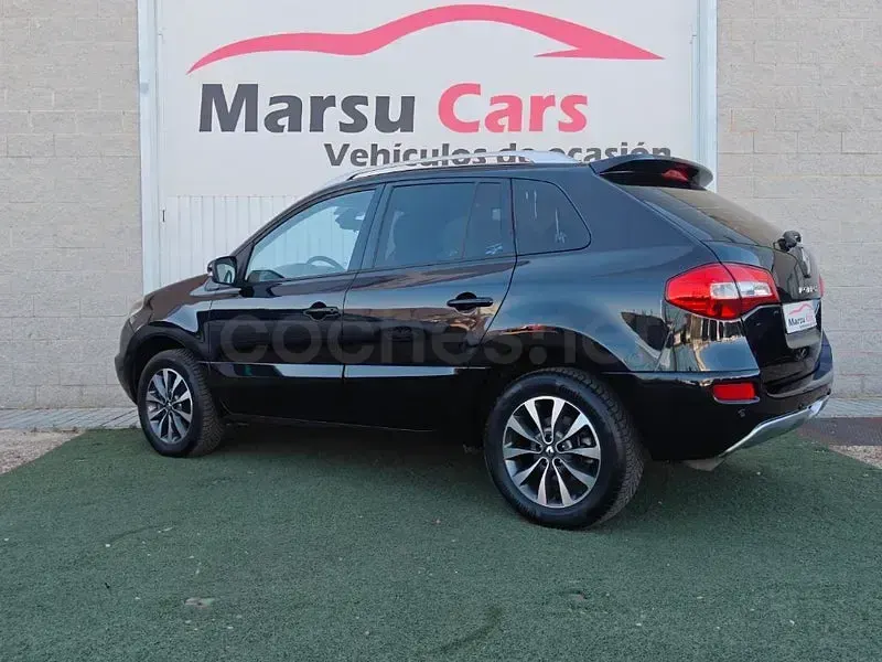 Usado Renault Koleos Dynamique 150 CV (110 kW) 2012 Negro SUV