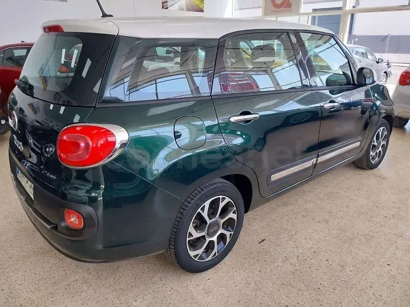 Usado Fiat 500L Lounge 120 CV (88 kW) 2019 Verde Monovolumen
