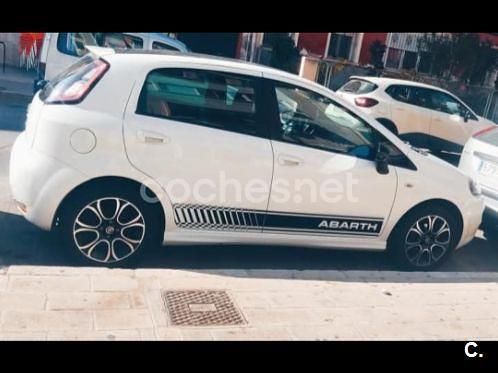 Blanco Usado 2013 Fiat Punto Pop Utilitario | 4700 € (Precio justo) - Imagen 1/4