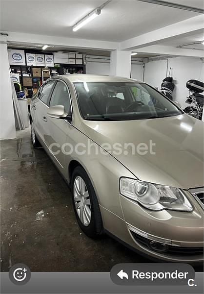 Beige Usado 2006 VW Passat Highline Berlina | 5000 € (Precio justo) - Imagen 1/4