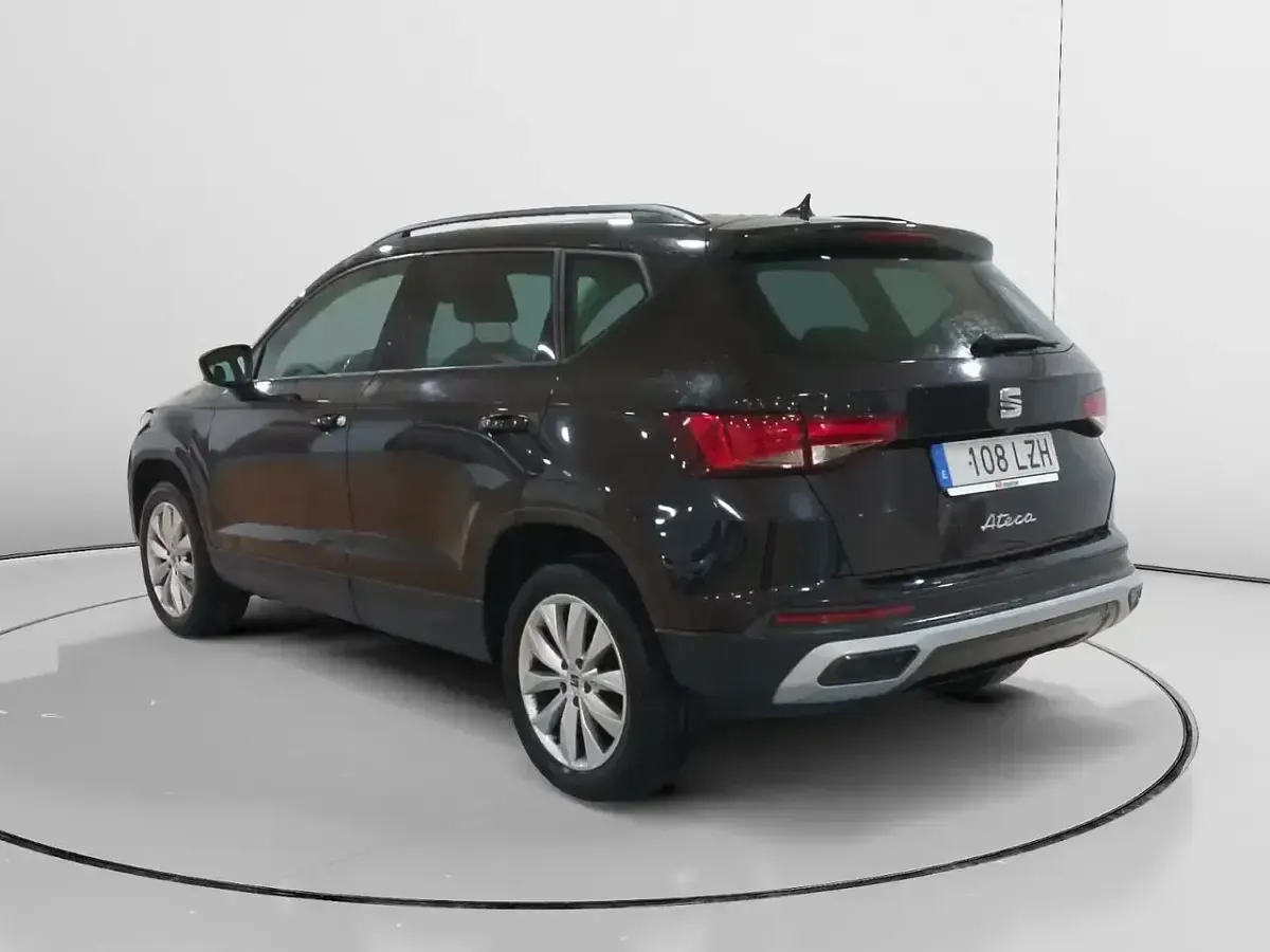 Usado Seat Ateca Style 150 CV (110 kW) 2022 Negro SUV