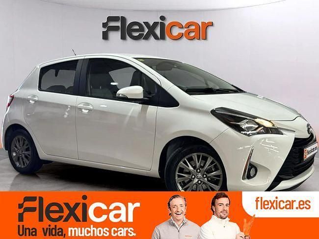 Blanco Usado 2019 Toyota Yaris Hybrid Active Berlina | 16.990 € (Caro) - Imagen 1/4
