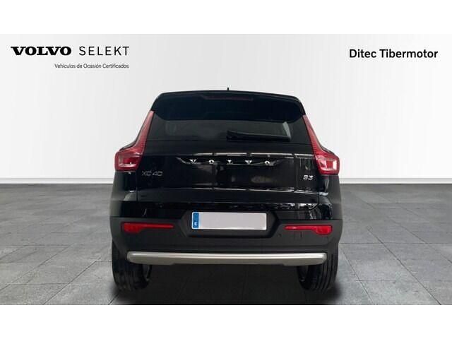 Usado Volvo XC40 Core 163 CV (119 kW) 2025 Negro SUV