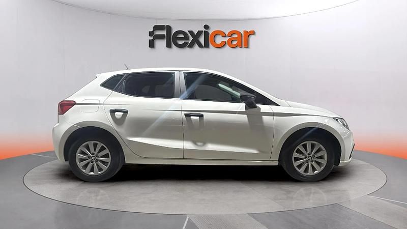 Usado Seat Ibiza Reference 80 HP (58 kW) 2021 Branco Citadino