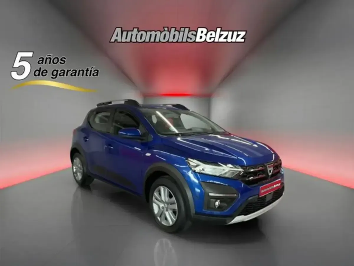 Usado Dacia Sandero Comfort 91 CV (66 kW) 2022 Azul SUV