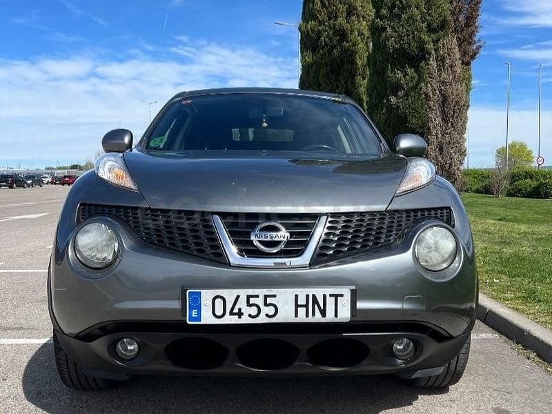 Usado Nissan Juke N-TEC 117 CV (86 kW) 2013 Gris / plata SUV