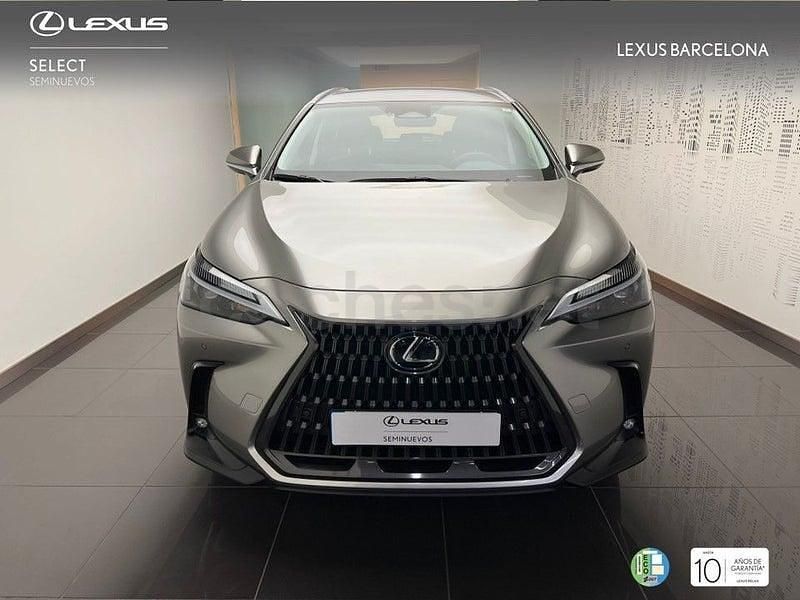 Usado Lexus NX450h+ 292 CV (214 kW) 2025 Gris / plata SUV