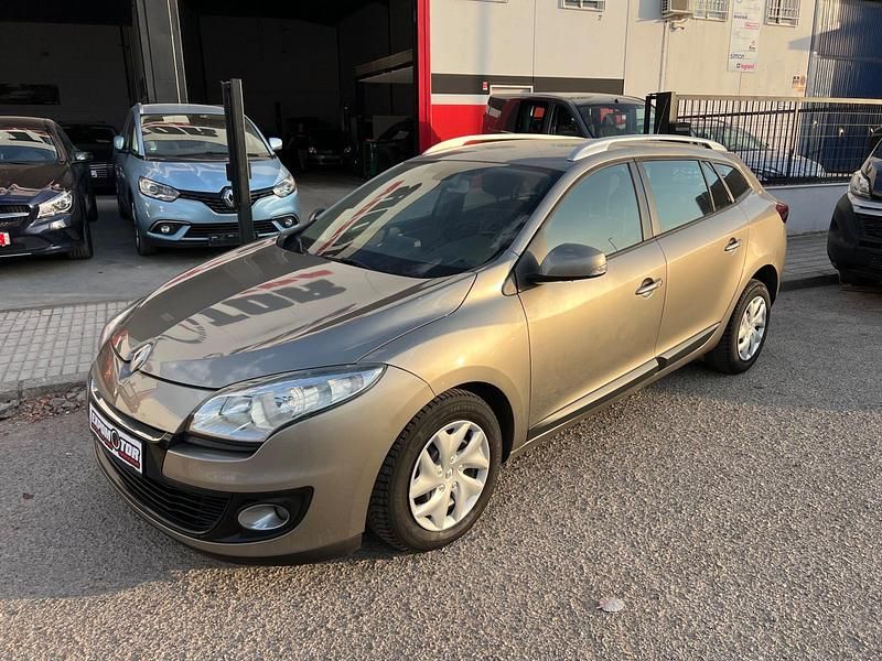 Gris Usado 2013 Renault Mégane III Business | 6900 € (Precio justo) - Imagen 1/4