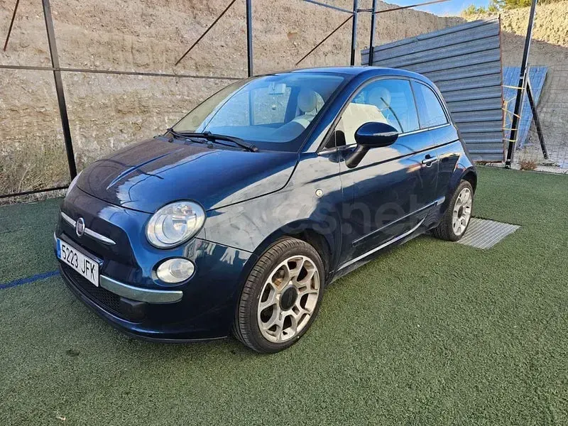 Usado Fiat 500 Lounge 69 CV (50 kW) 2015 Azul Berlina