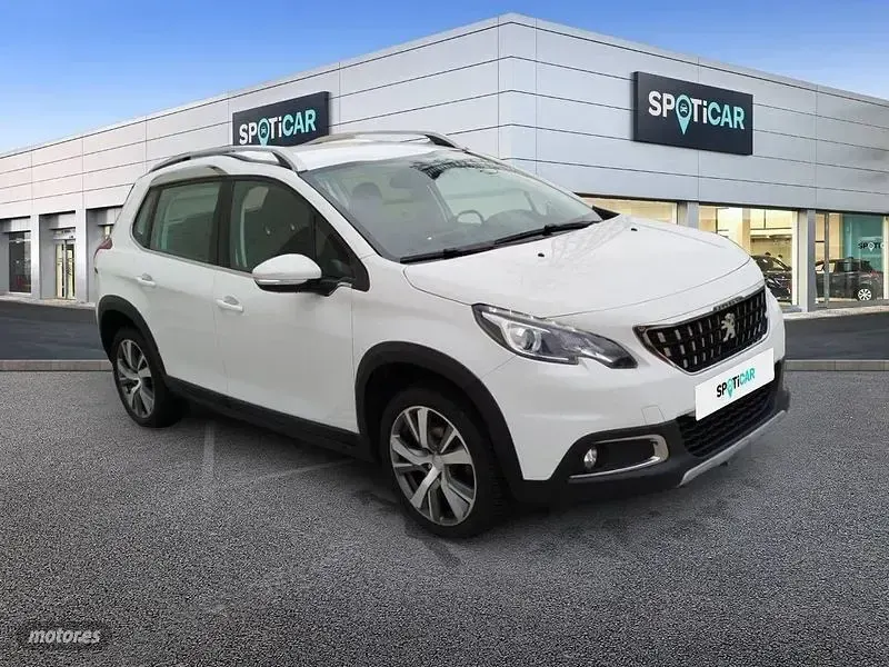 Usado Peugeot 2008 Allure 110 CV (80 kW) 2018 Blanco SUV