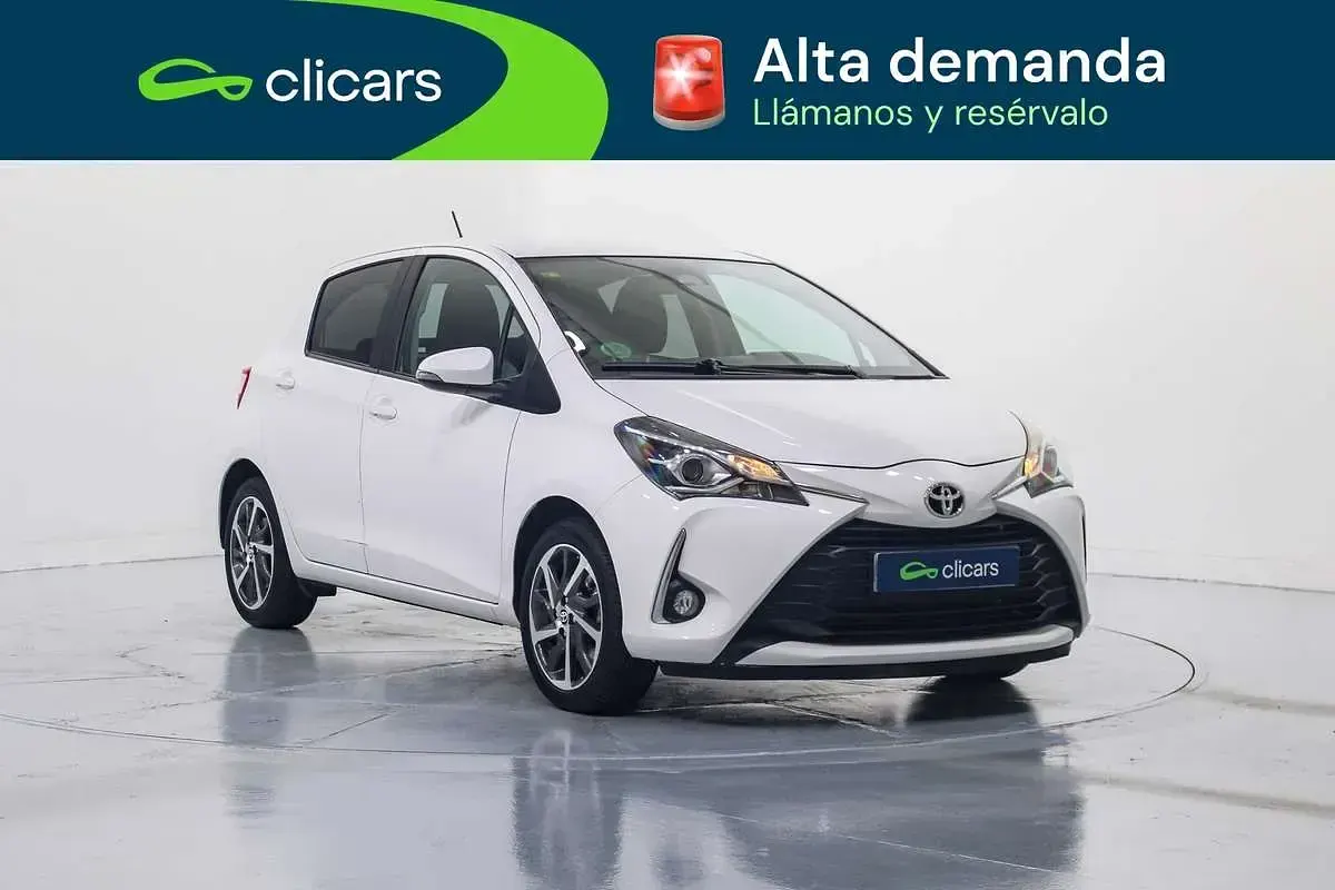 Usado Toyota Yaris Edition 111 CV (81 kW) 2020 Blanco Utilitario
