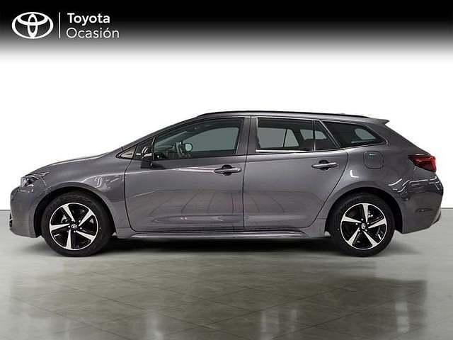 Usado Toyota Corolla Active 140 CV (102 kW) 2025 Gris / plata Familiar