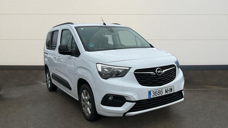 Usado Opel Combo Business 102 CV (75 kW) 2023 Blanco Monovolumen