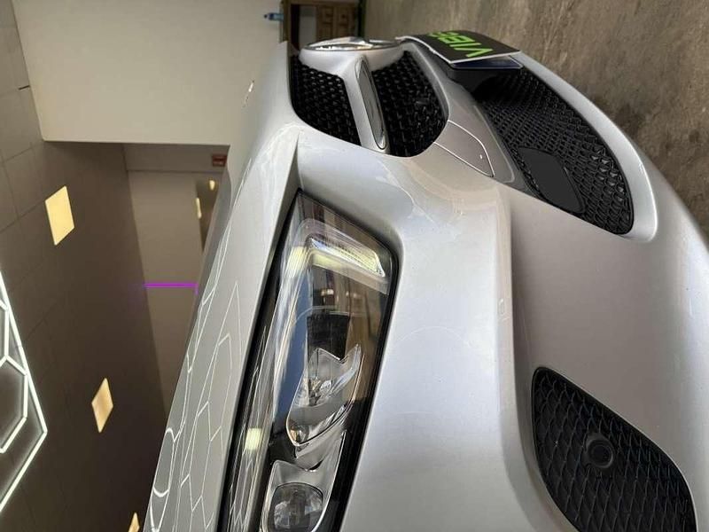 Usado Mercedes A180 Advanced 116 CV (85 kW) 2022 Gris Utilitario