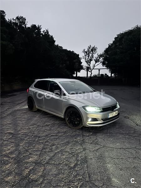 Gris / plata Usado 2019 VW Polo Advance Berlina | 13.500 € - Imagen 1/4