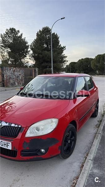 Käytetty Skoda Fabia Sport 105 HP (77 kW) 2008 Punainen Sedan