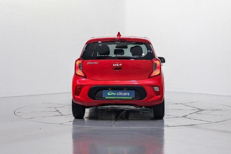 Usado Kia Picanto Comfort 67 CV (49 kW) 2022 Rojo Utilitario