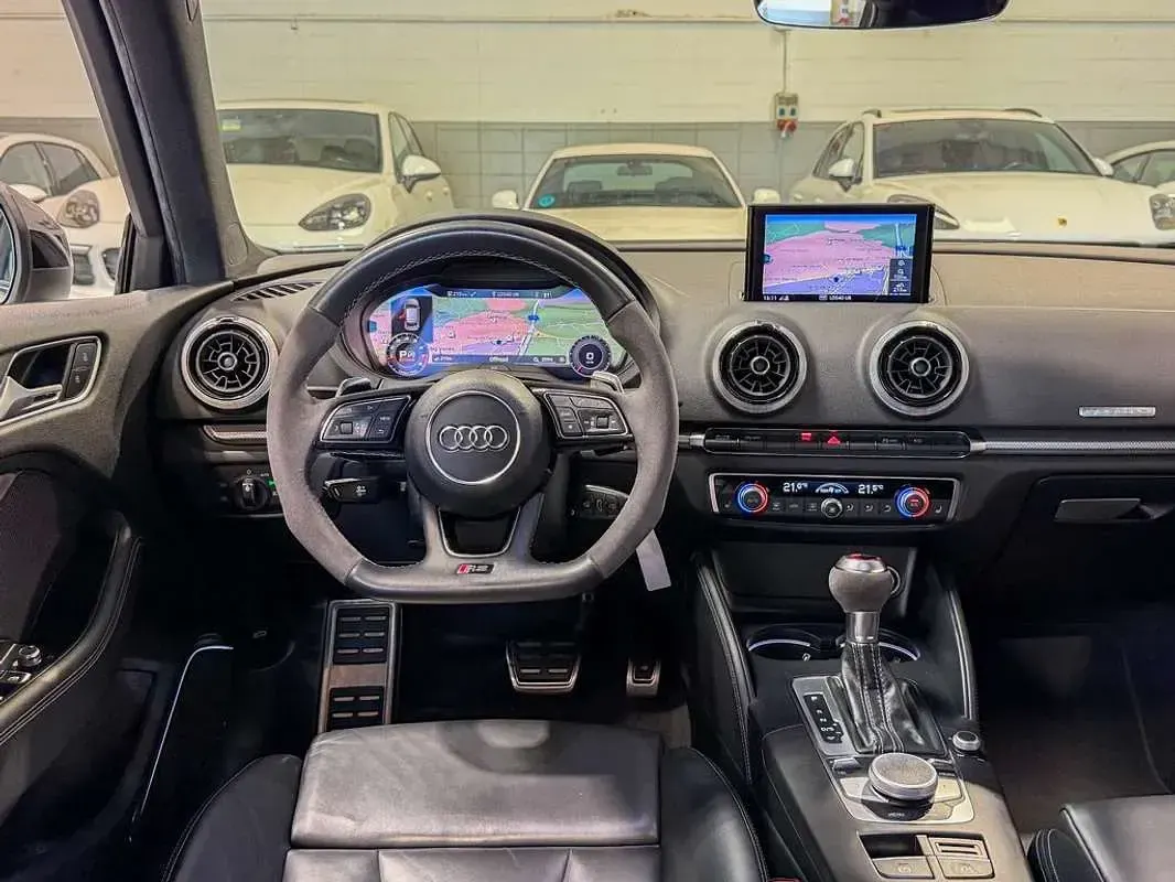 Usado Audi RS3 Sportback Ambiente 400 CV (294 kW) 2019 Blanco Utilitario