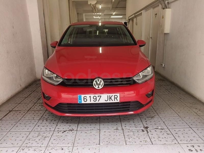 Usado VW Golf Sportsvan Edition 110 CV (80 kW) 2015 Rojo Monovolumen