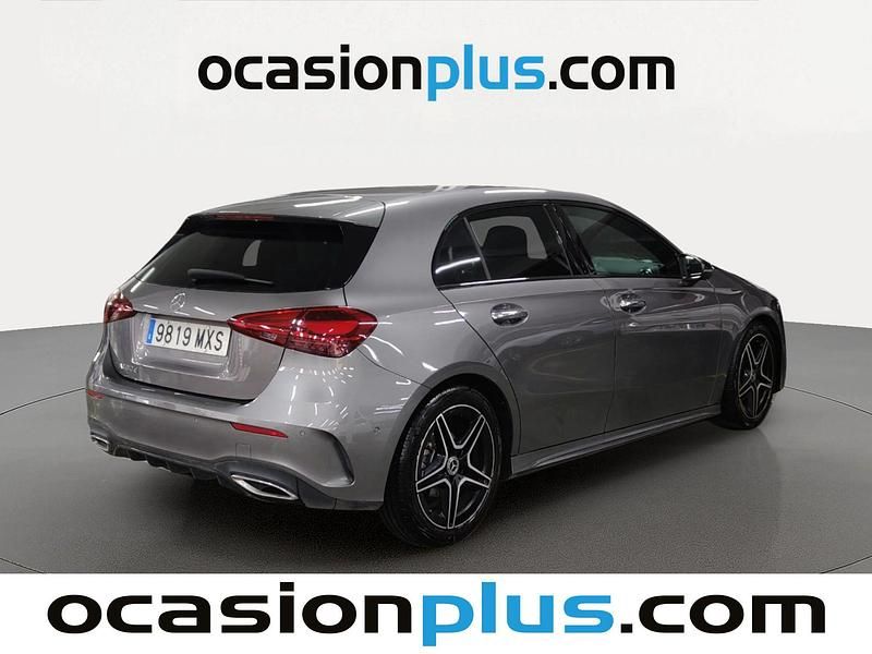 Usado Mercedes A180 AMG 116 HP (85 kW) 2025 Cinzento Citadino