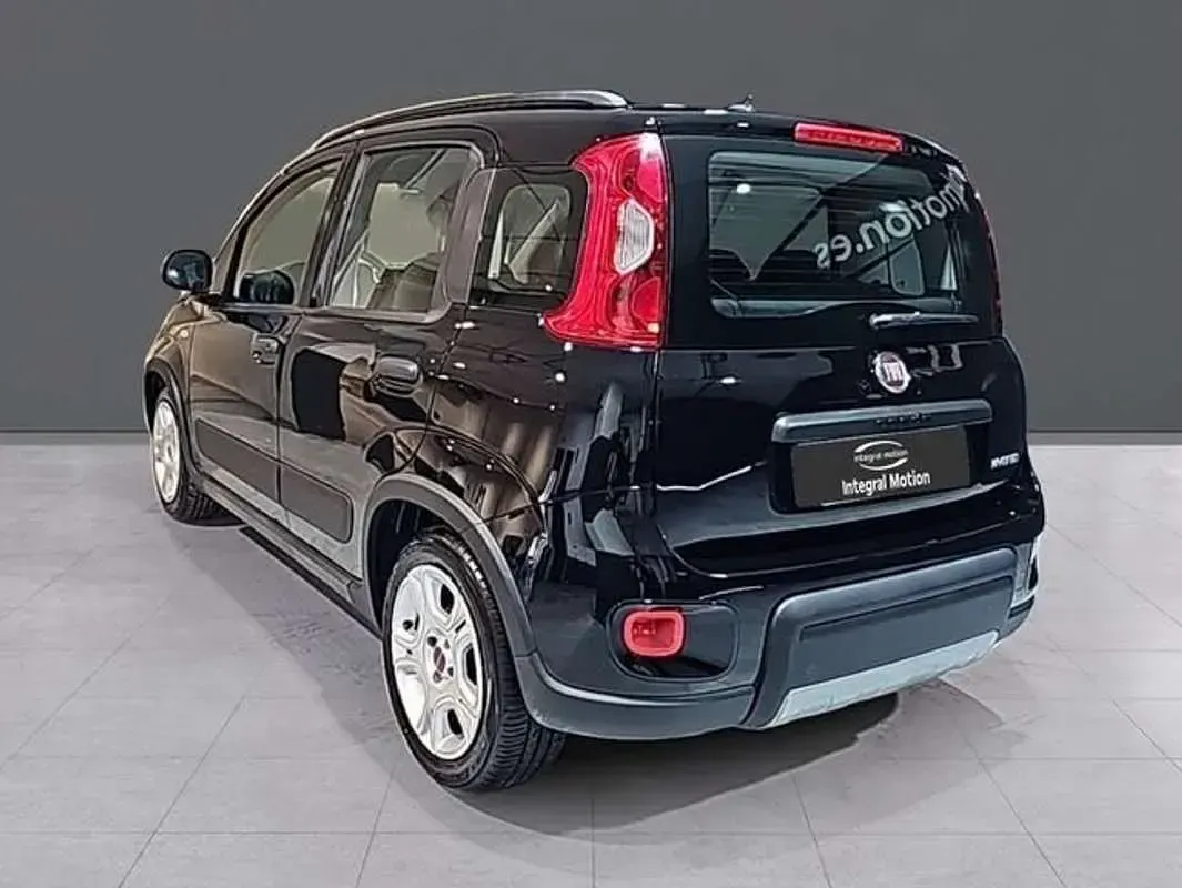 Usado Fiat Panda City Life 69 CV (50 kW) 2022 Negro Utilitario