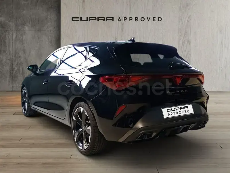Usado Cupra Leon 150 CV (110 kW) 2024 Negro Berlina