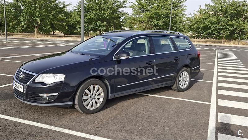 Negro Usado 2007 VW Passat Advance Familiar | 5900 € (Precio justo) - Imagen 1/4