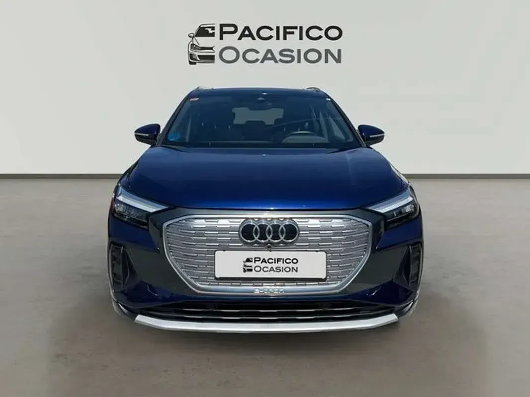Usado Audi Q4 e-tron 150 kW (204 CV) 2021 Azul SUV