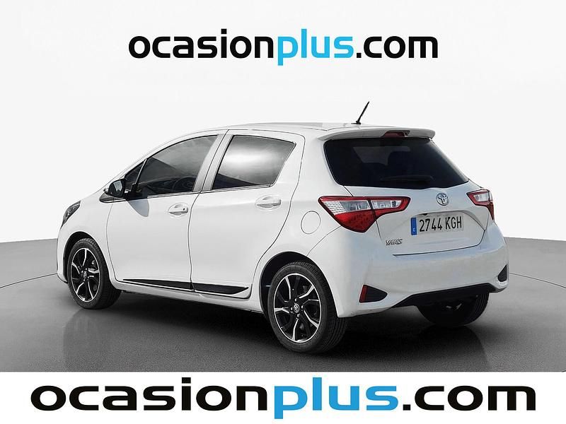Usado Toyota Yaris 111 CV (81 kW) 2017 Blanco Utilitario