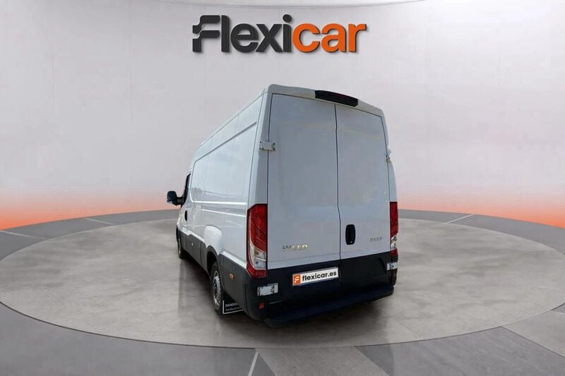 Blanco Usado 2020 Iveco Daily | 19.490 € (Buen precio) - Imagen 1/1