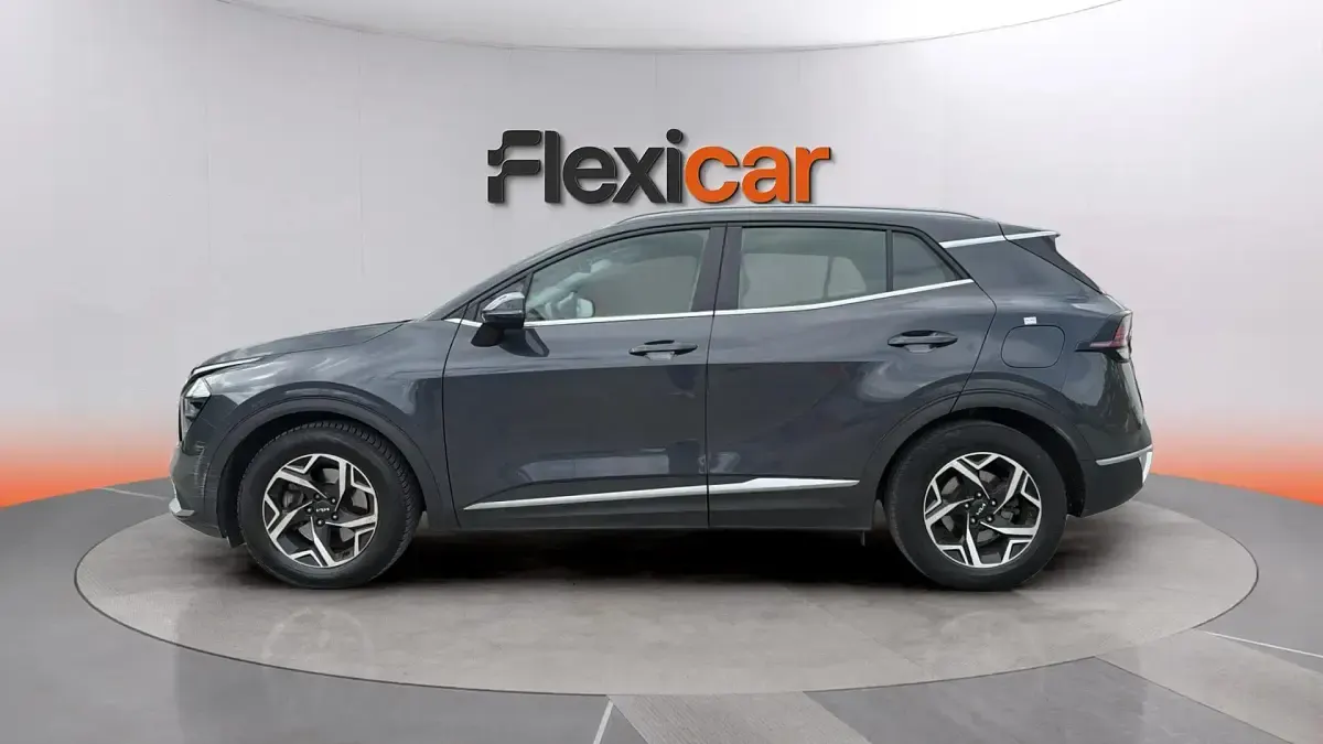 Usado Kia Sportage 136 CV (100 kW) 2023 Azul SUV