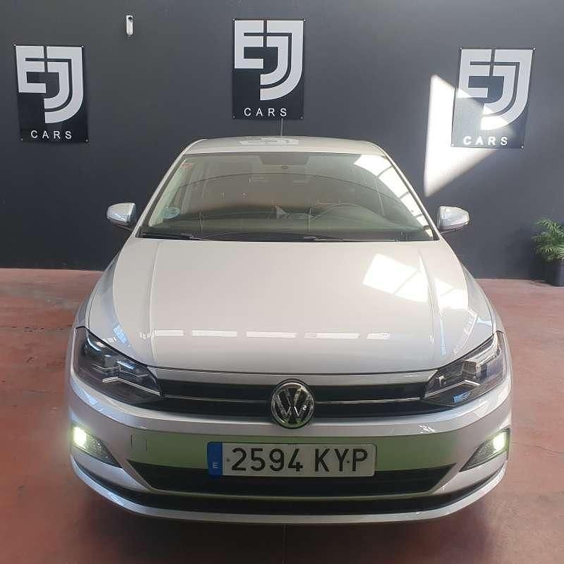Usado VW Polo Advance 80 CV (58 kW) 2019 Gris Utilitario