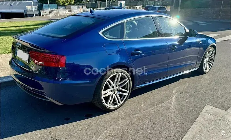 Usado Audi A5 Sportback S-Line 190 CV (139 kW) 2015 Azul Utilitario