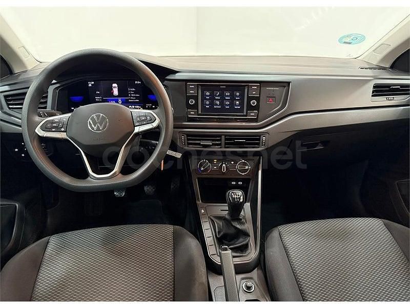 Usado VW Polo Life 95 CV (69 kW) 2022 Negro Berlina