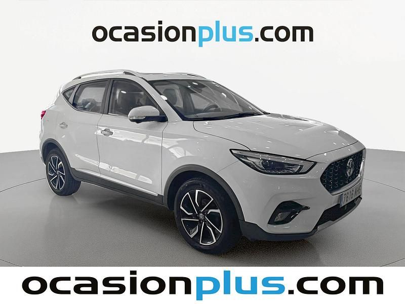 Usado MG ZS Luxury 111 CV (81 kW) 2023 Blanco SUV