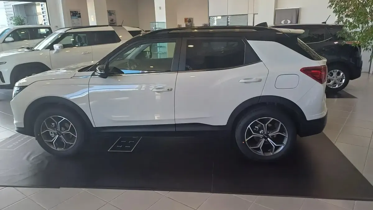 Nuevo SsangYong Korando 149 CV (109 kW) 2025 Blanco SUV