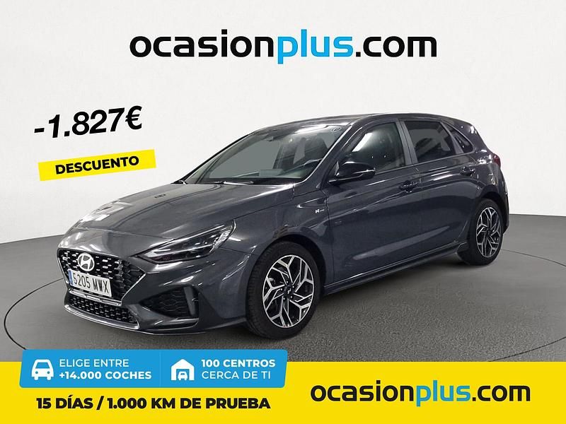 Gris / plata Usado 2024 Hyundai i30 N Line Berlina | 19.900 € (Precio justo) - Imagen 1/4