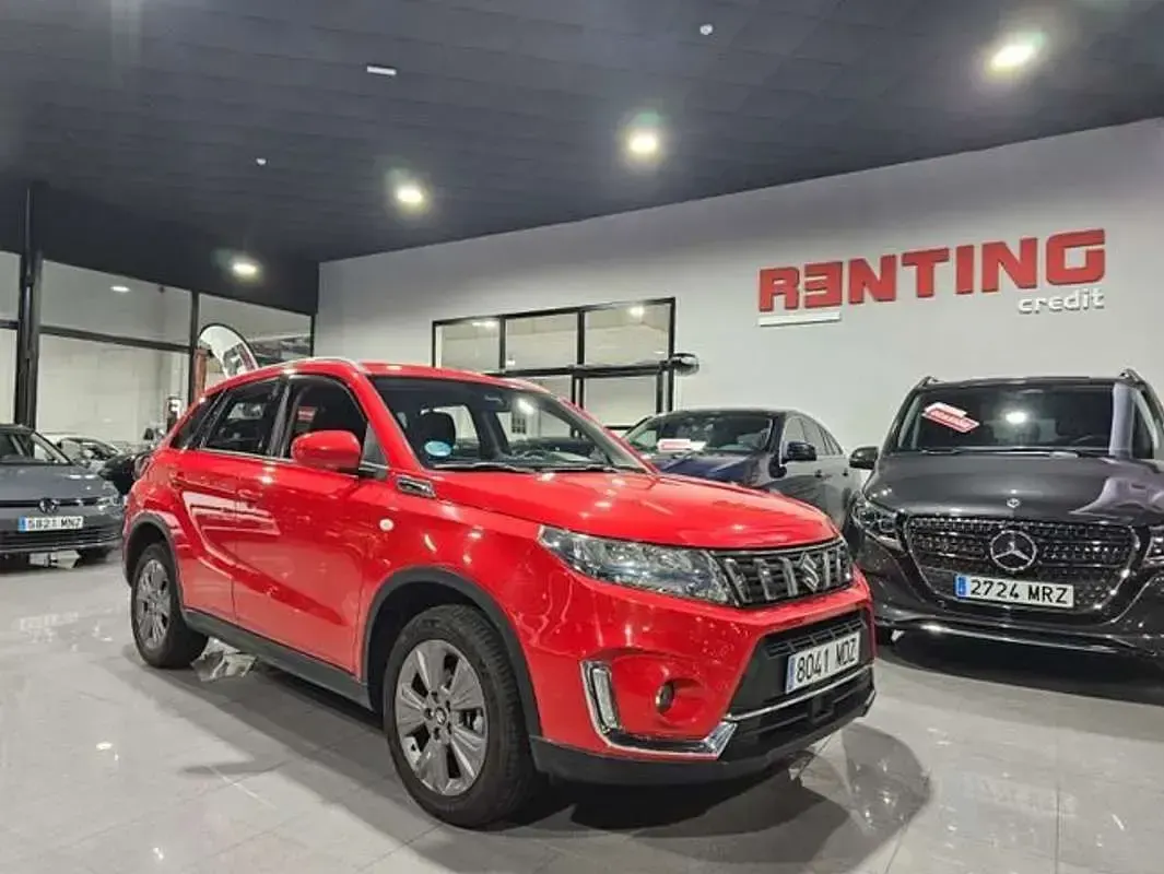 Usado Suzuki Vitara 131 CV (96 kW) 2023 Rojo SUV