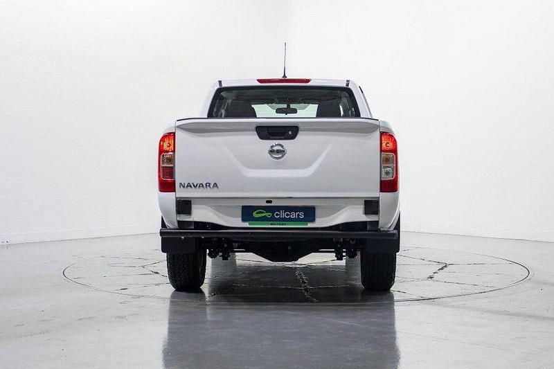 Usado Nissan Navara Acenta 163 CV (119 kW) 2021 Blanco Recogida