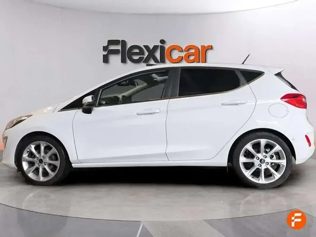 Usado Ford Fiesta ST-Line 125 CV (91 kW) 2017 Blanco Utilitario