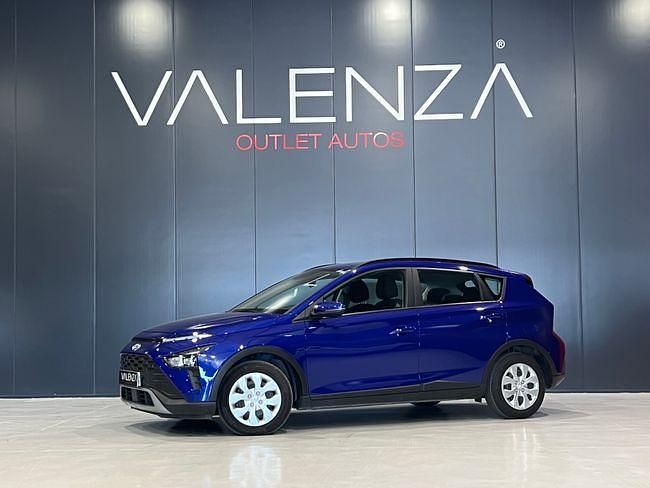 Usado Hyundai Bayon 85 CV (62 kW) 2022 Azul SUV